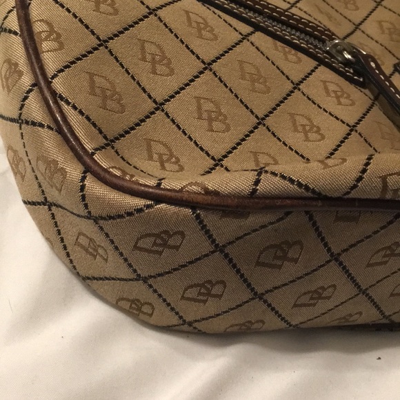 Dooney & Bourke signature shoulder bag - Picture 6 of 7